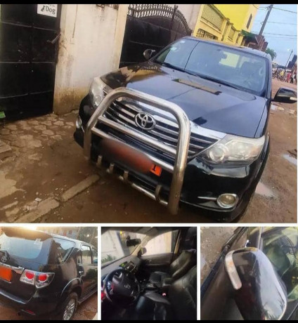 toyota-fortuner-annee-2015-reprise-cami-big-0