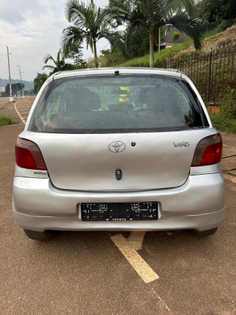 toyota-yaris-2003-a-vendre-a-yaounde-big-2