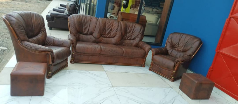 salon-en-cuir-asx-big-1