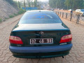 toyota-avensis-berline-small-2