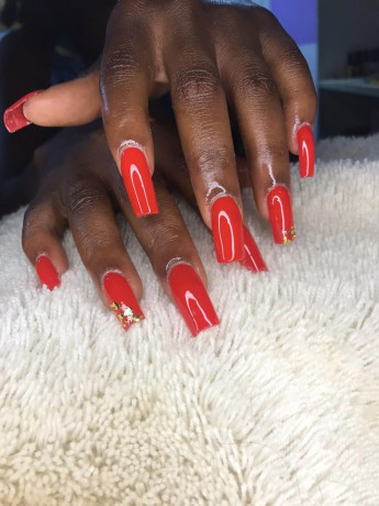 construction-mains-et-pieds-pose-simple-vernis-gel-mains-et-pieds-big-1