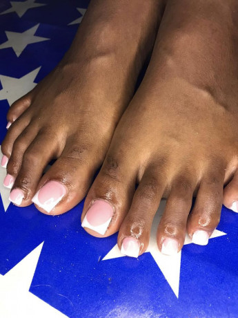 construction-mains-et-pieds-pose-simple-vernis-gel-mains-et-pieds-big-3