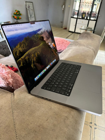 macbook-pro-1tera32g-ram-m1max-2021-propre-big-1