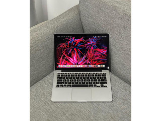 MacBook Pro 256G/8G Ram 2015 avc Magic mouse