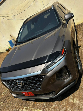 hyundai-santafe-2020-big-0