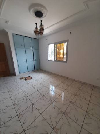 magnifique-appartement-a-louer-a-bali-de-3chambres-3douches-big-2