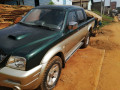 pick-up-mitsubishi-l200-small-6