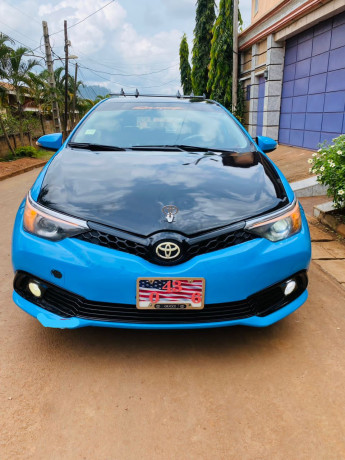toyota-auris-annee-2018-big-0