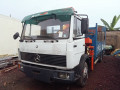 camion-depanneuse-mercedes-small-0